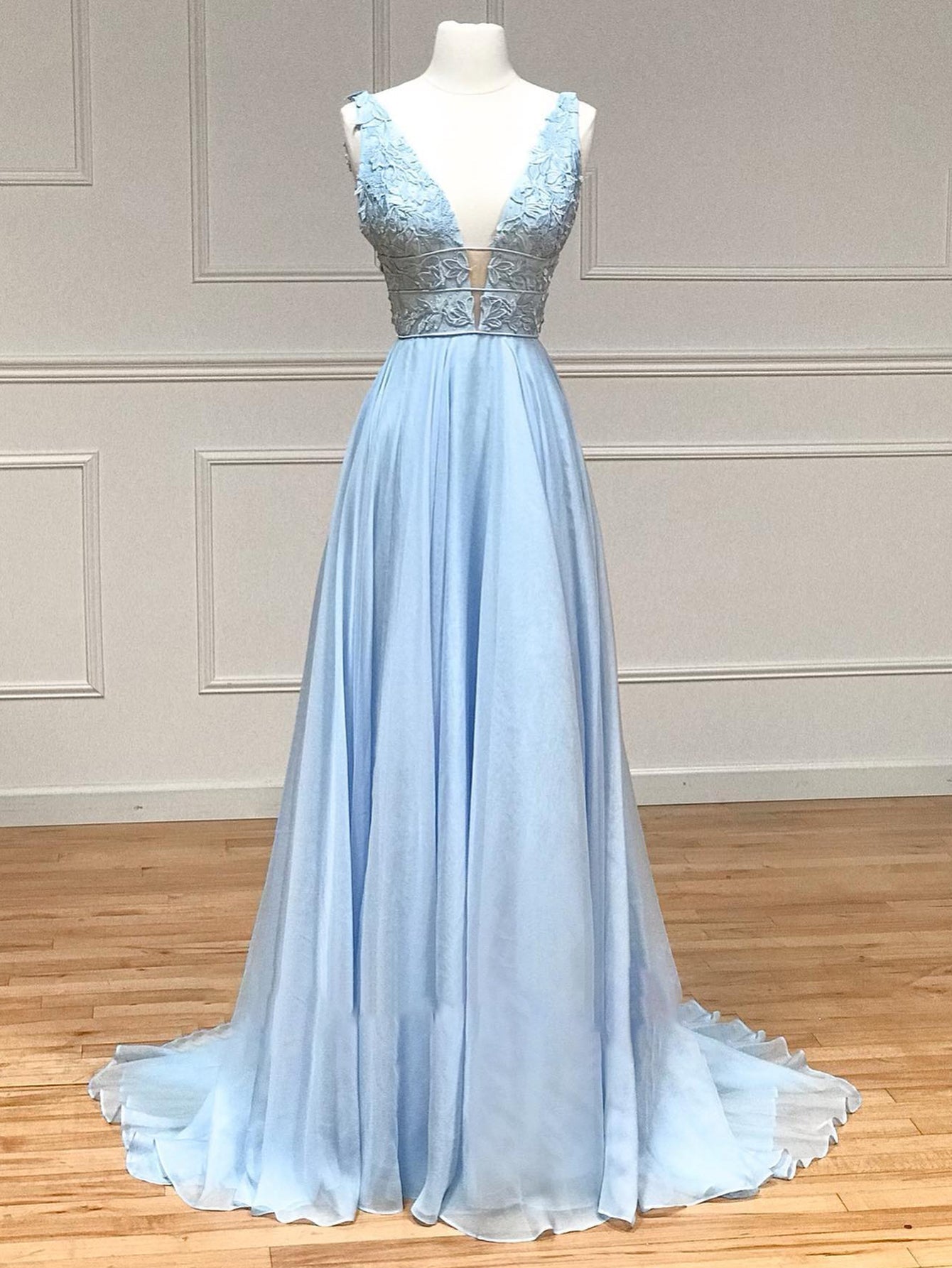 Aniyah |A Line Plunge V Neck Lace Chiffon Prom Dress - Prom Dress - DYAVOR®