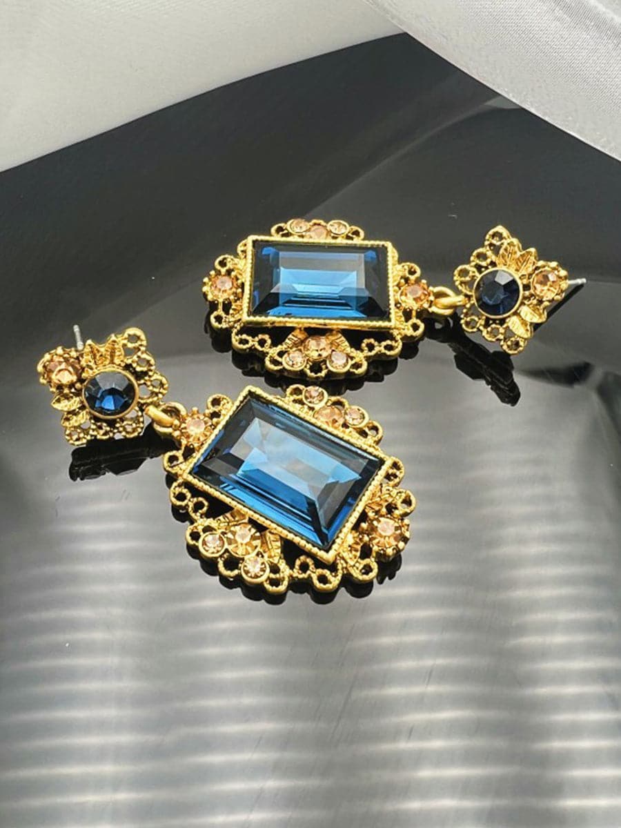 Vintage Rhombus Hollow Earrings MSE00148 - Earrings - DYAVOR®