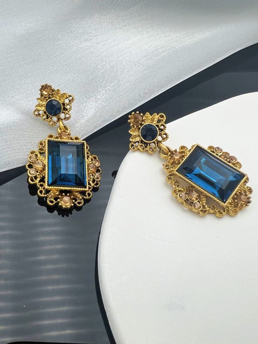 Vintage Rhombus Hollow Earrings MSE00148 - Earrings - DYAVOR®