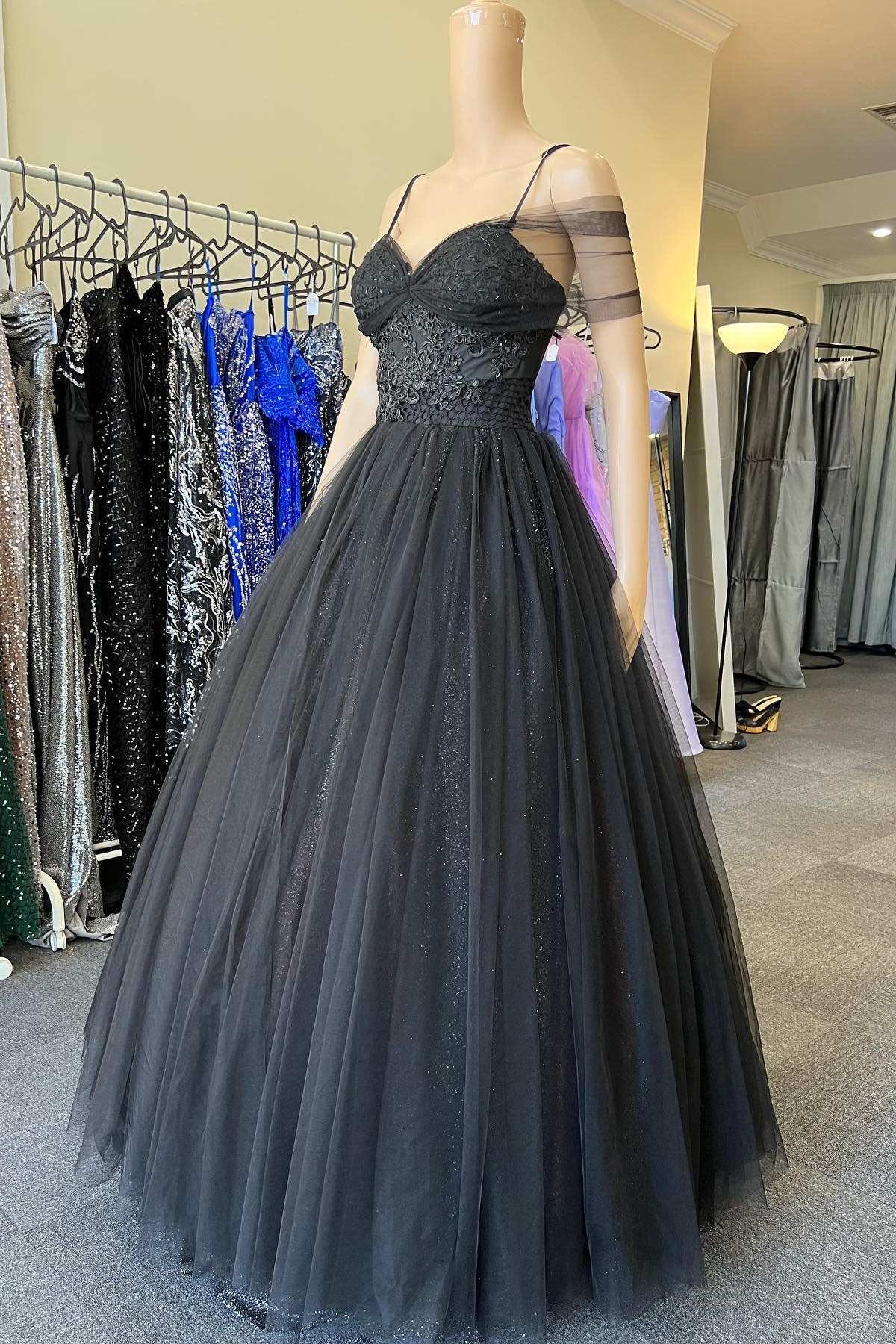 Princess Black Tulle Cold-Shoulder Long Prom Gown - Prom Dress - DYAVOR®