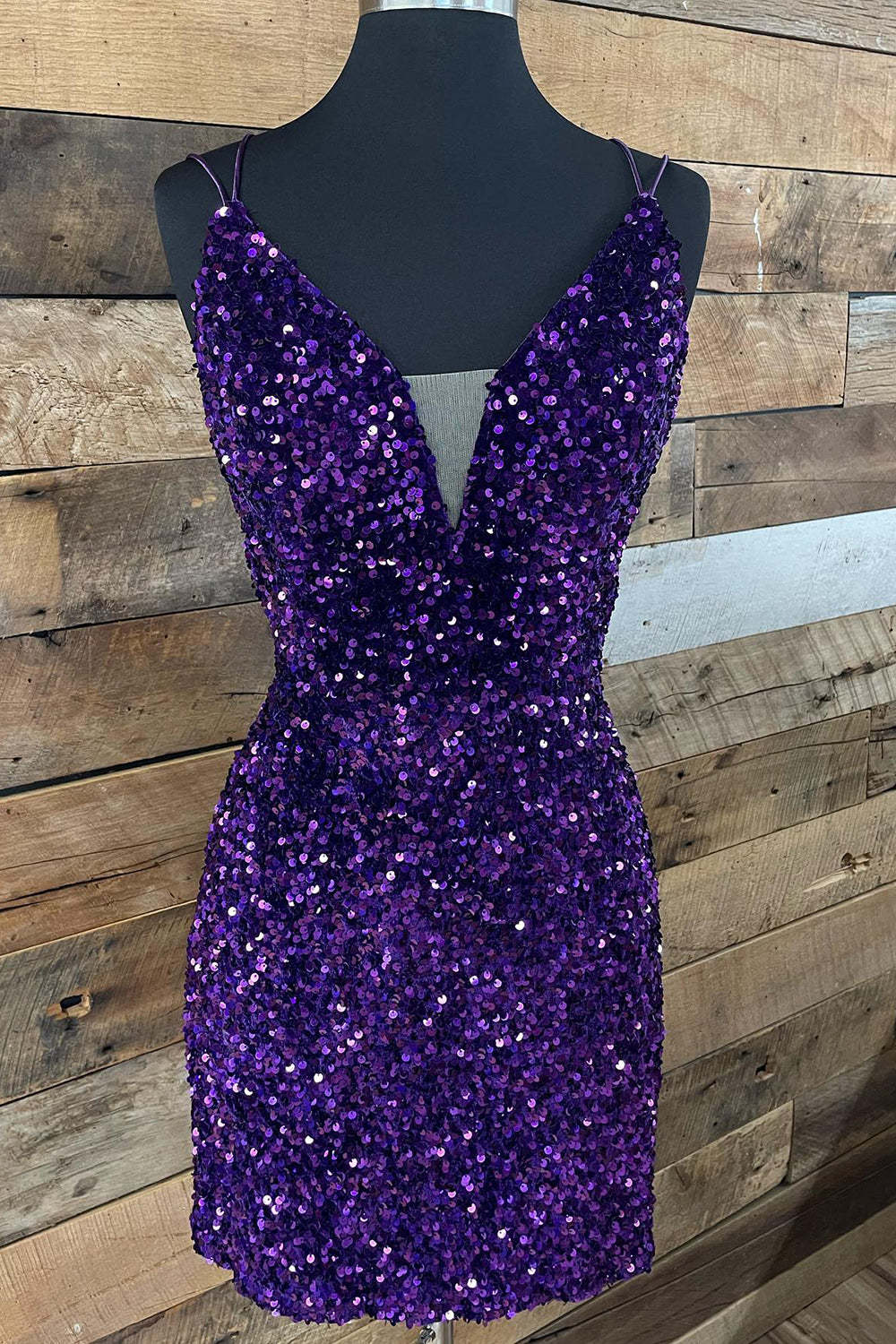 Olga |Bodycon Sequins Short Homecoming Dress - Cocktail Dress - DYAVOR®