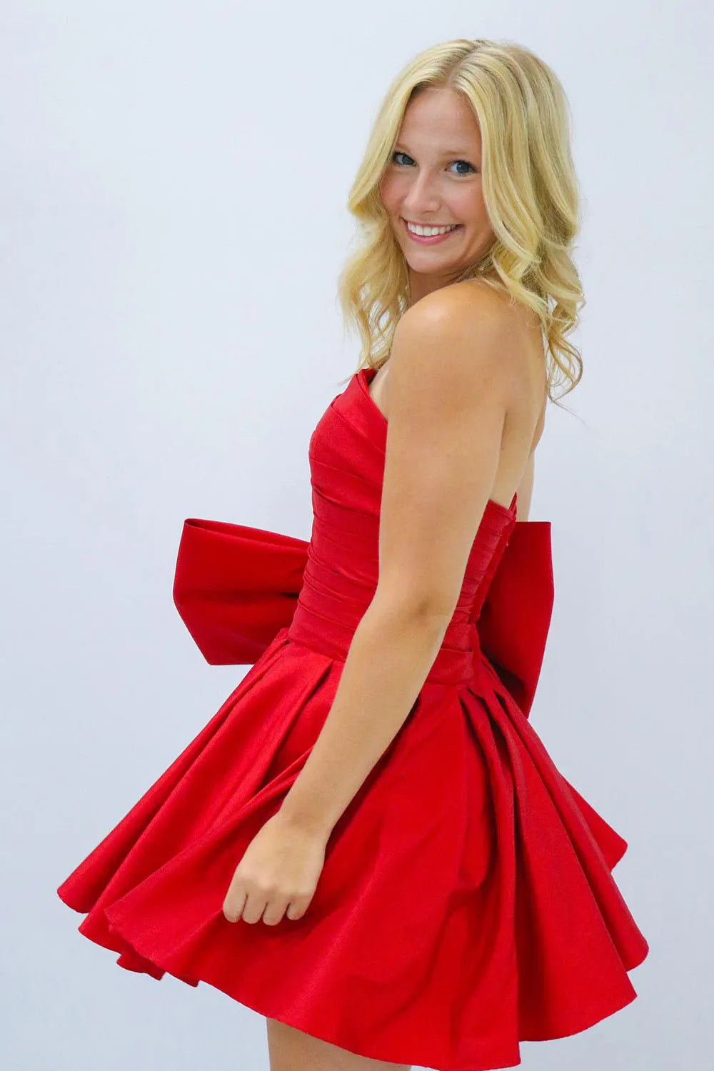 Fern |A-Line Strapless Pleated Party Dress with Bow - Homecoming Dress - DYAVOR®