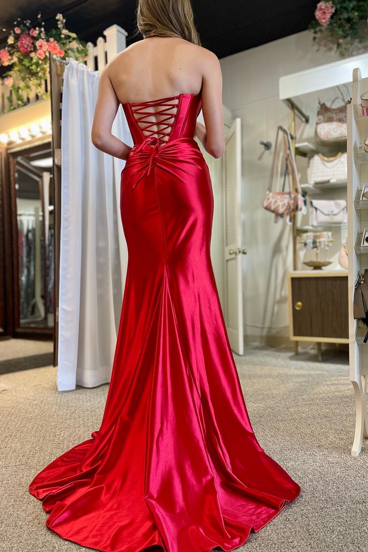 Leslie | Red Strapless Twist-Front Mermaid Long Dress with Slit - Prom Dress - DYAVOR®