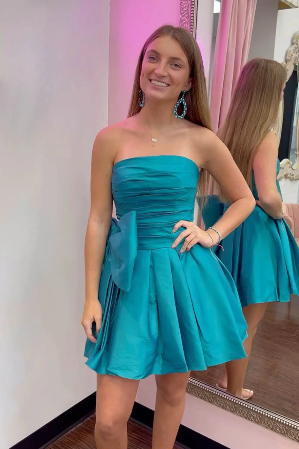 Fern |A-Line Strapless Pleated Party Dress with Bow - Homecoming Dress - DYAVOR®
