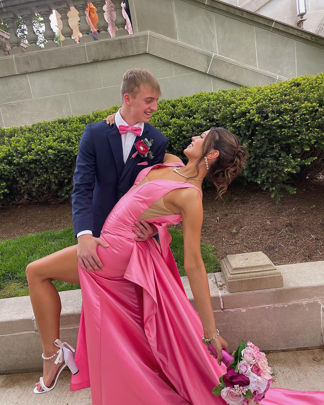 Esther | Cute Mermaid V Neck Pink Satin Long Prom Dresses with Big Bow - Prom Dress - DYAVOR®
