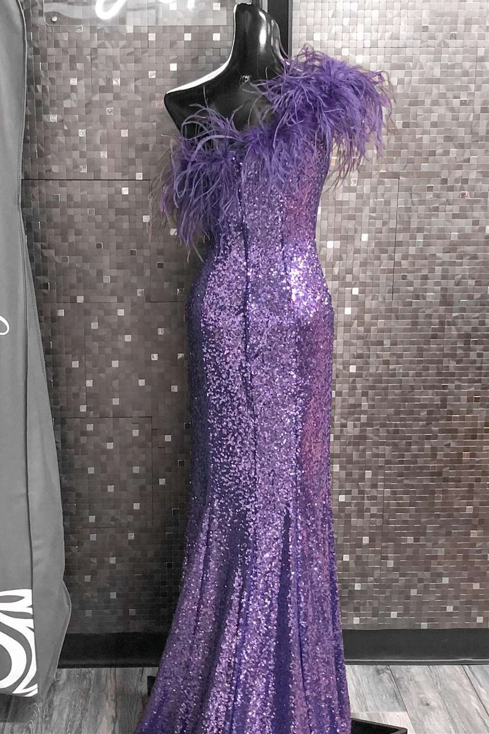 Pink Sequin Feather One-Shoulder Prom Dress with Slit - Prom Dress - DYAVOR®
