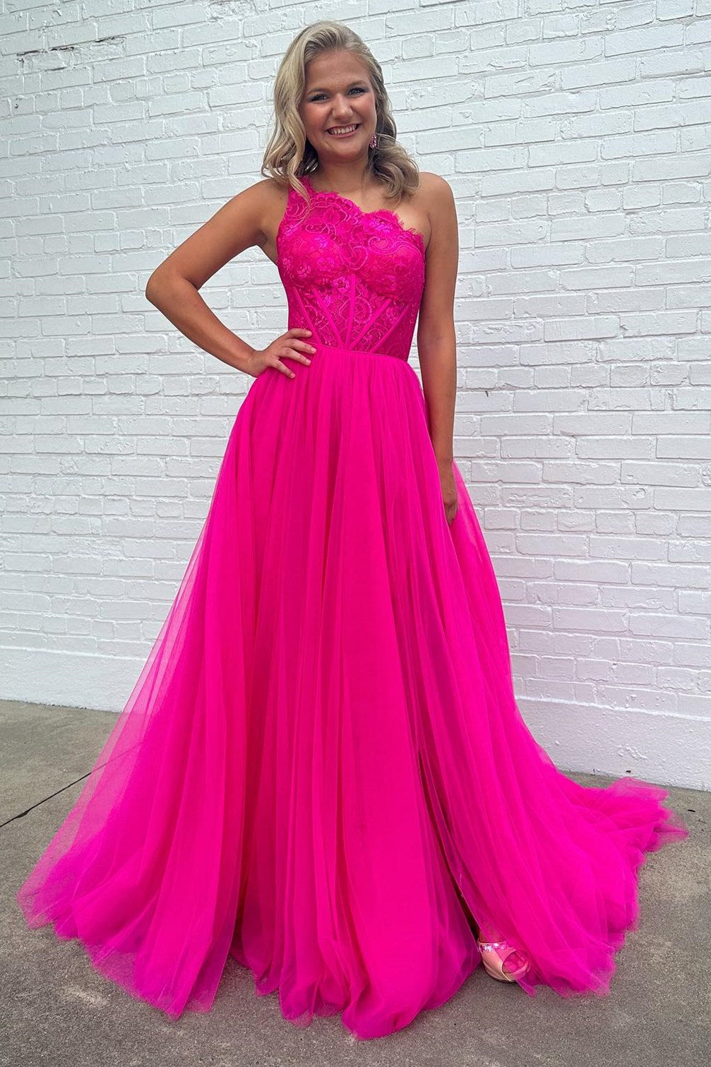 Madilyn |A-line One Shoulder Lace Tulle Prom Dress with Slit - Prom Dress - DYAVOR®