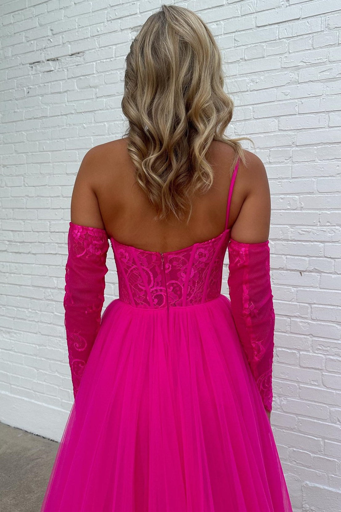 Madilyn |A-line One Shoulder Lace Tulle Prom Dress with Slit - Prom Dress - DYAVOR®