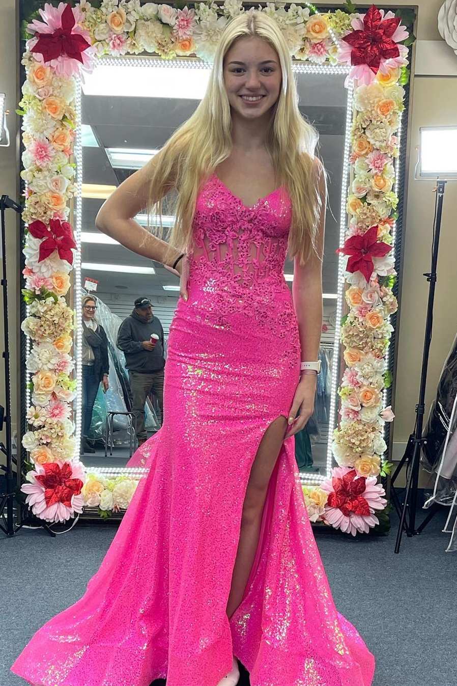 Kaiya |Mermaid V Neck Sequins Prom Dress with Slit - Dresses - DYAVOR®
