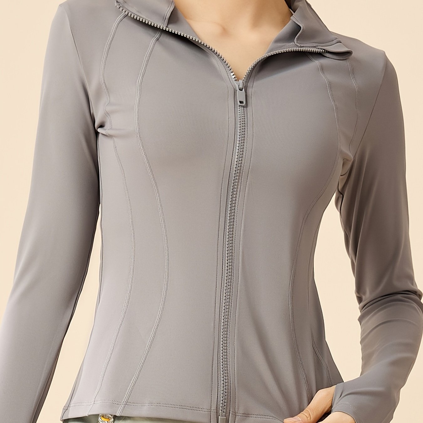 Eva | Cropped sports jacket with breathable fabric and standing collar - 07/112024 1 - DYAVOR®