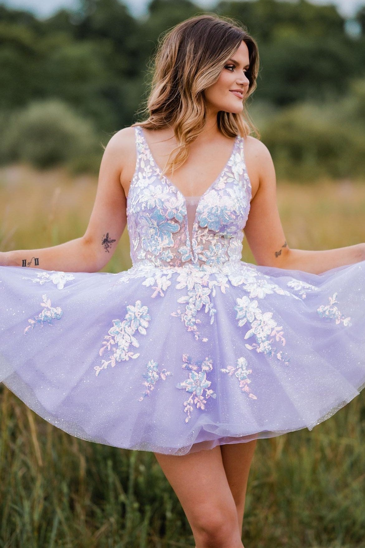 Davina | Lace Plunge V Backless A-Line Short Homecoming Dress - Homecoming Dresses - DYAVOR®