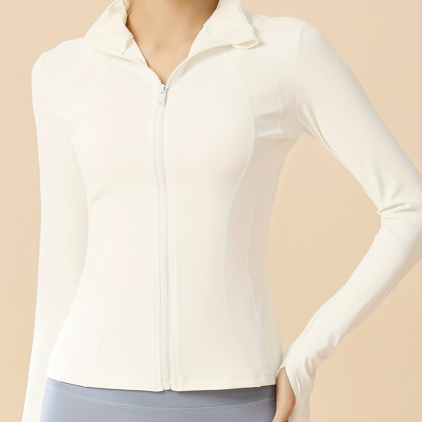 Eva | Cropped sports jacket with breathable fabric and standing collar - 07/112024 1 - DYAVOR®