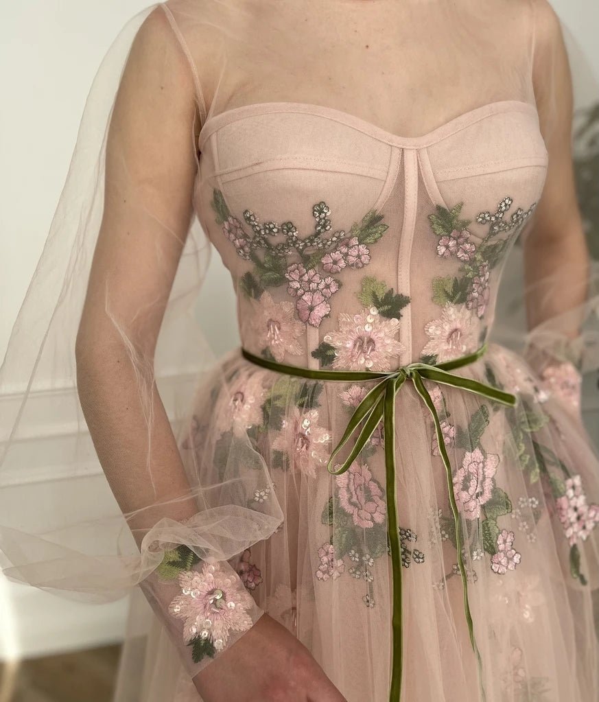 Meilani |A Line Scoop Long Sleeve Tulle Prom Dress with Floral Embroidery - Prom Dress - DYAVOR®