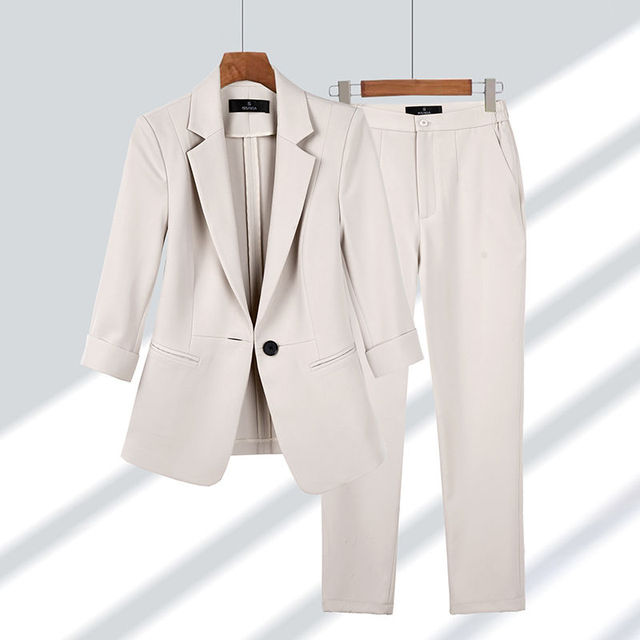 Chloe - blazer and pants - 06/112024 3 - DYAVOR®