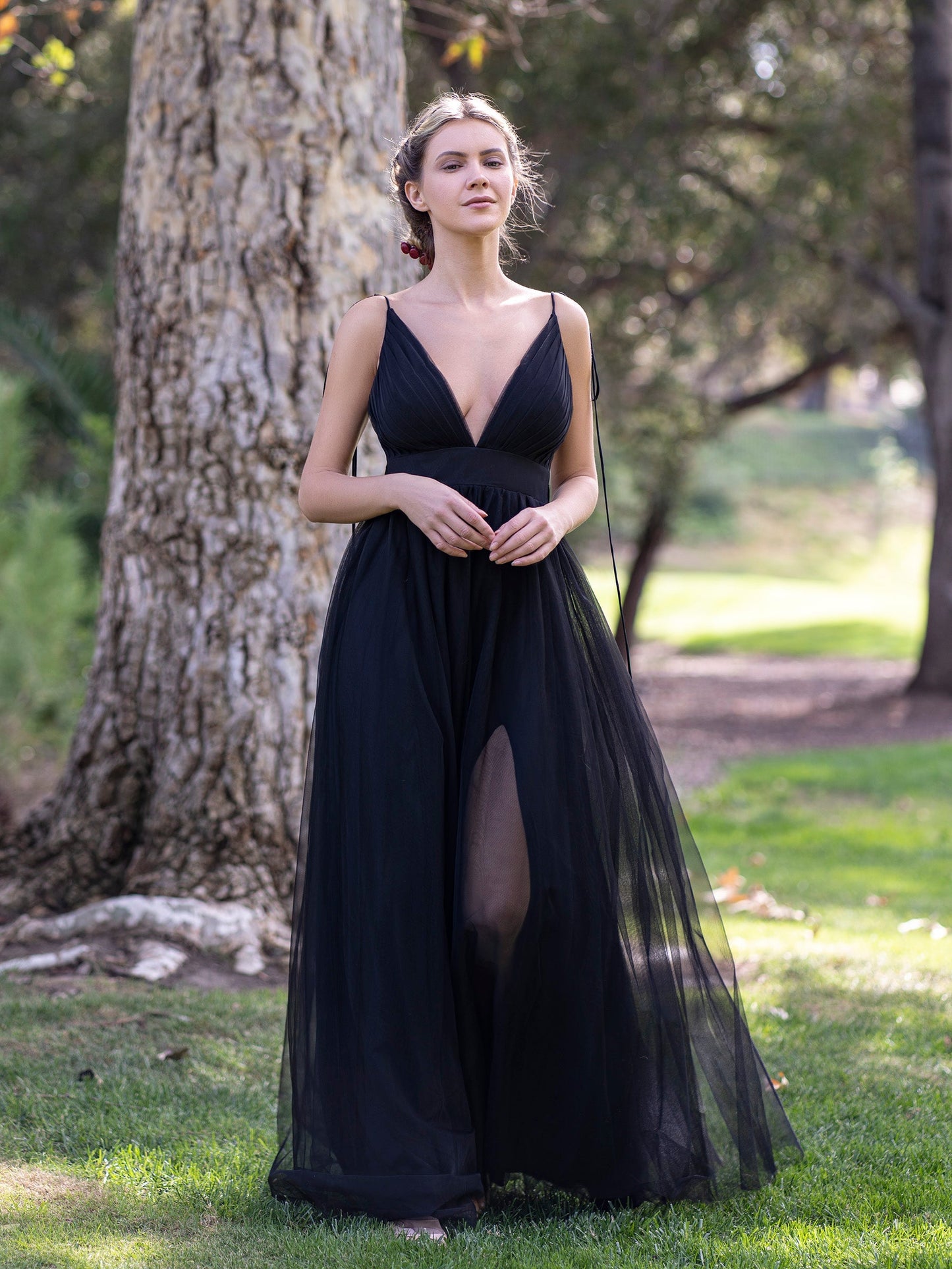 Deep V-neck Tulle Sweep Train Prom Dress - Prom Dresses - DYAVOR®