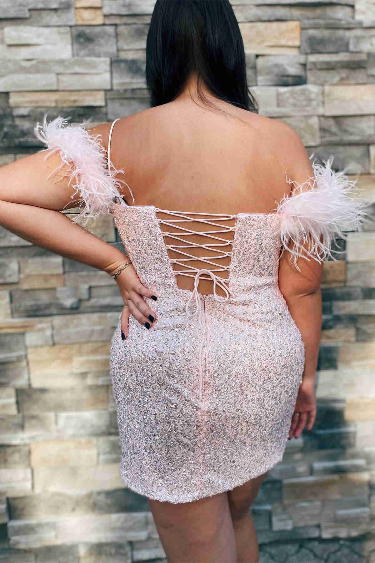 Georgiana |Bodycon Sequins Homecoming Dress with Feathers - Homecoming Dress - DYAVOR®