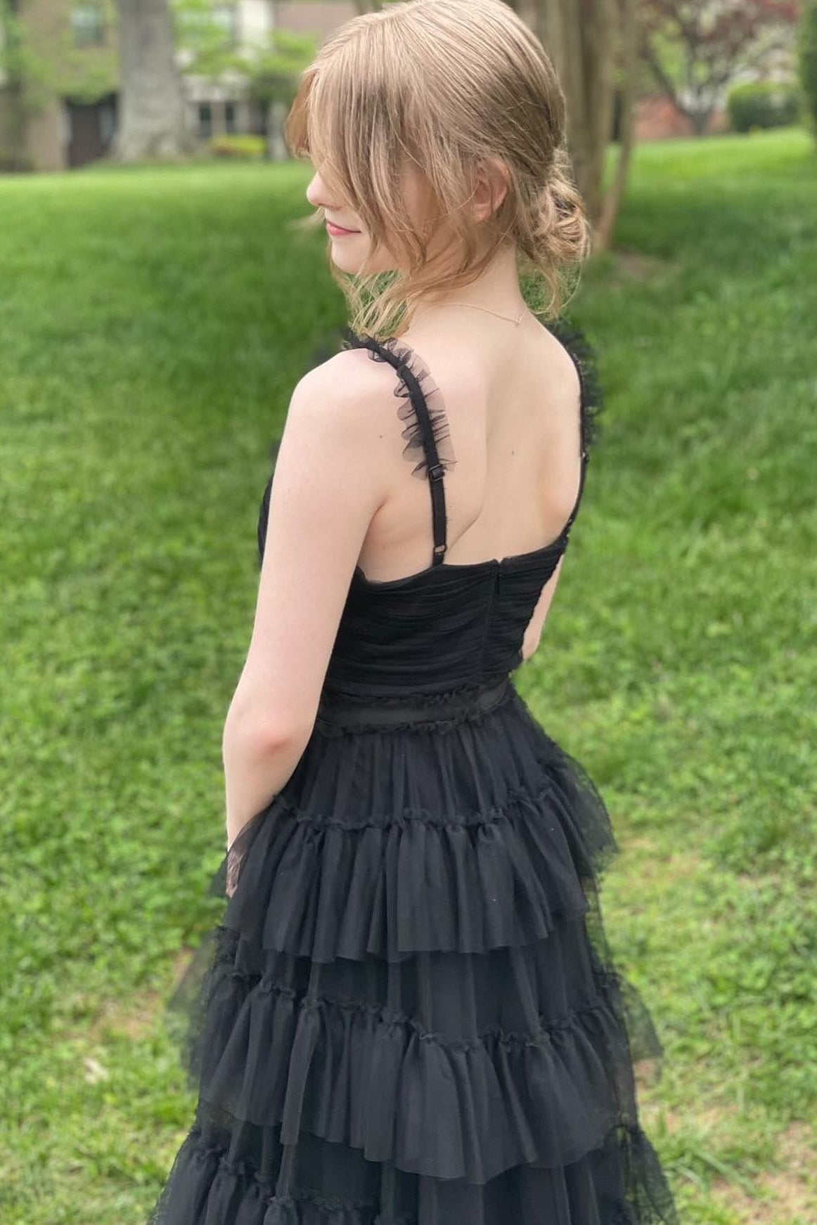 Yasmine | V-Neck Black Layered Tulle A-Line Prom Dress - Prom Dress - DYAVOR®