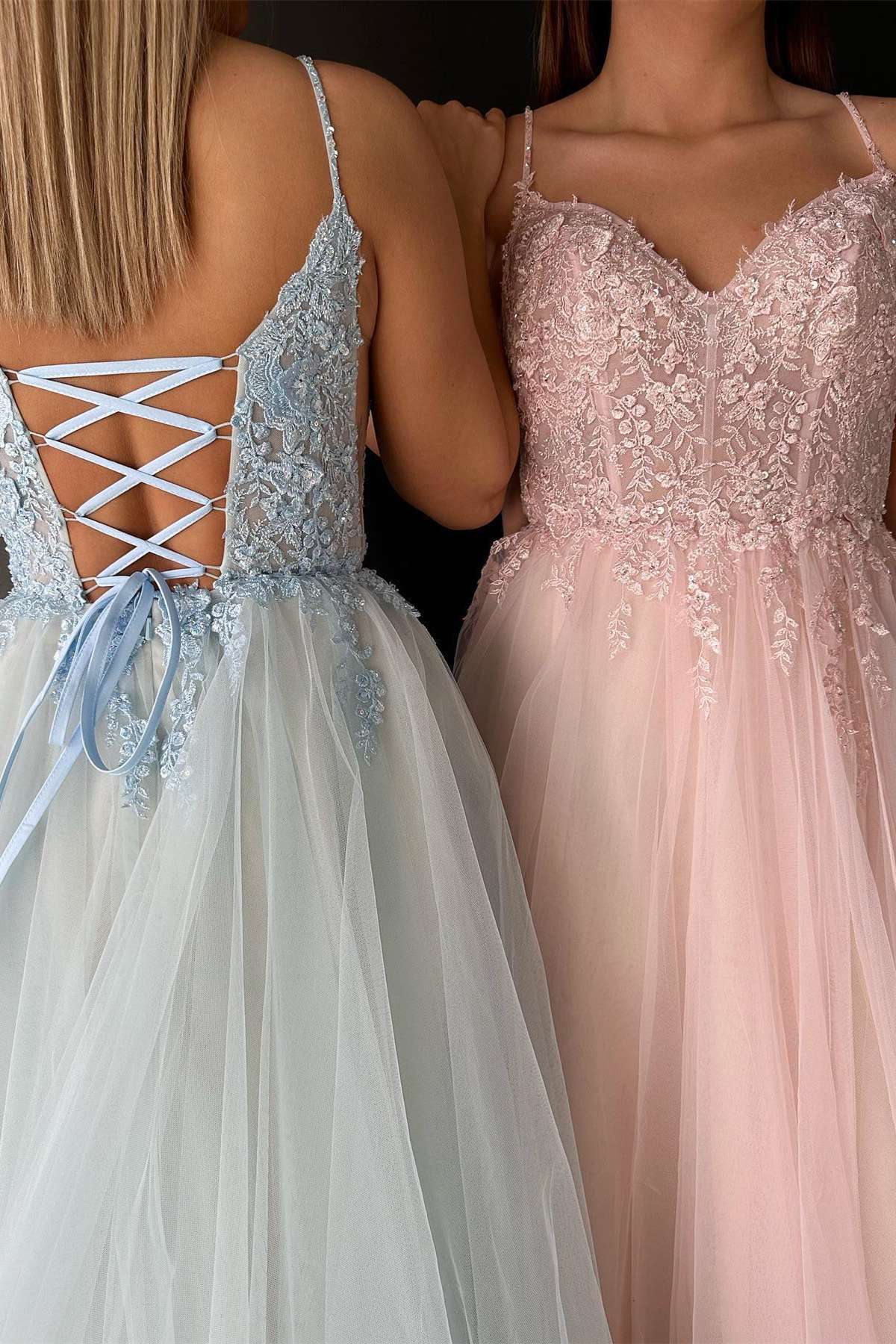 Aileen | V-Neck Lace-Up Appliques Tulle A-Line Prom Dress - Prom Dresses - DYAVOR®