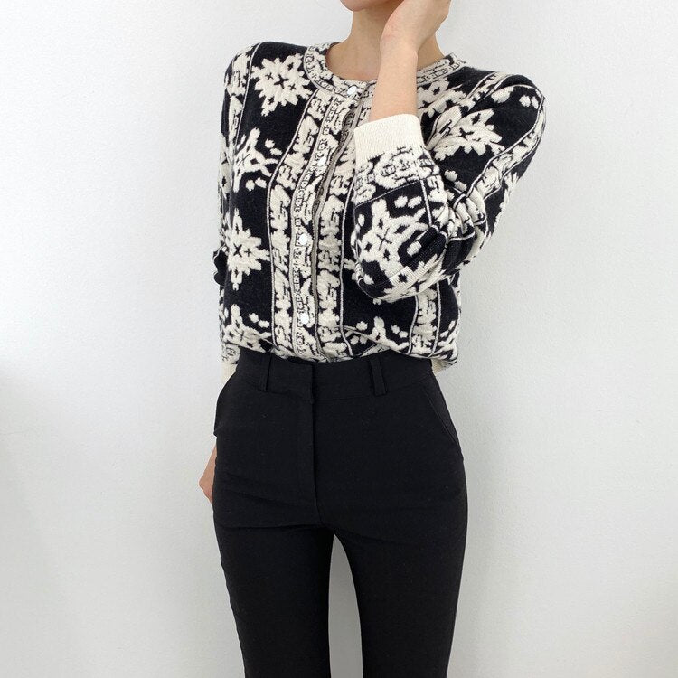 'Caroline' Cardigan - - DYAVOR®