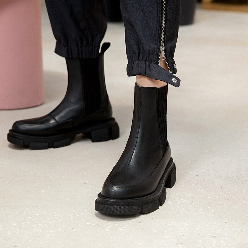 'Levy' Boots - - DYAVOR®