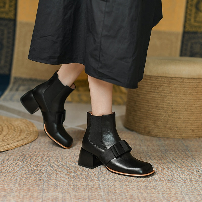 'Sandra' Boots - - DYAVOR®