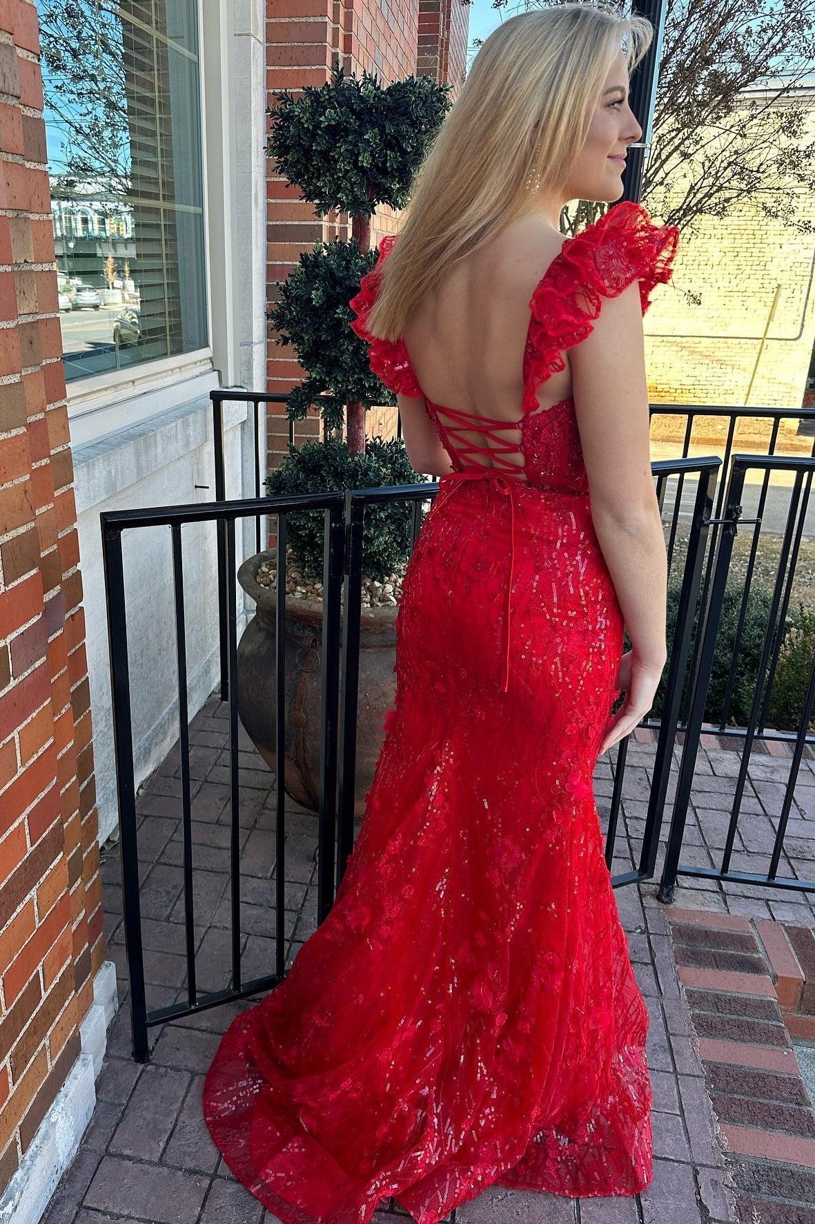 Liv | Red Appliques Sweetheart Flutter Sleeve Mermaid Long Prom Dress - Prom Dresses - DYAVOR®