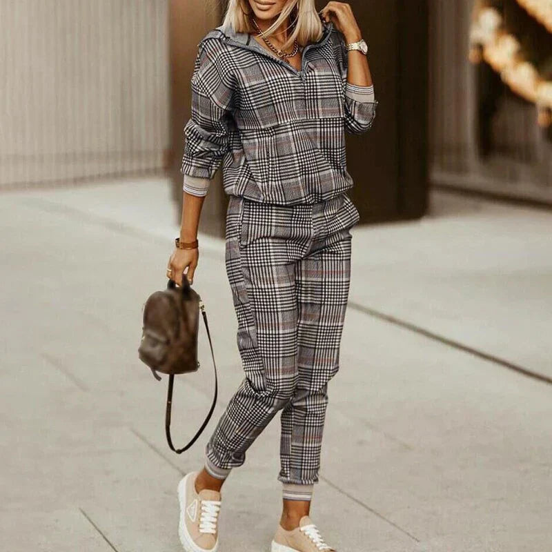 Fleur | Checkered outdoor clothing set for women - 07/112024 2 - DYAVOR®