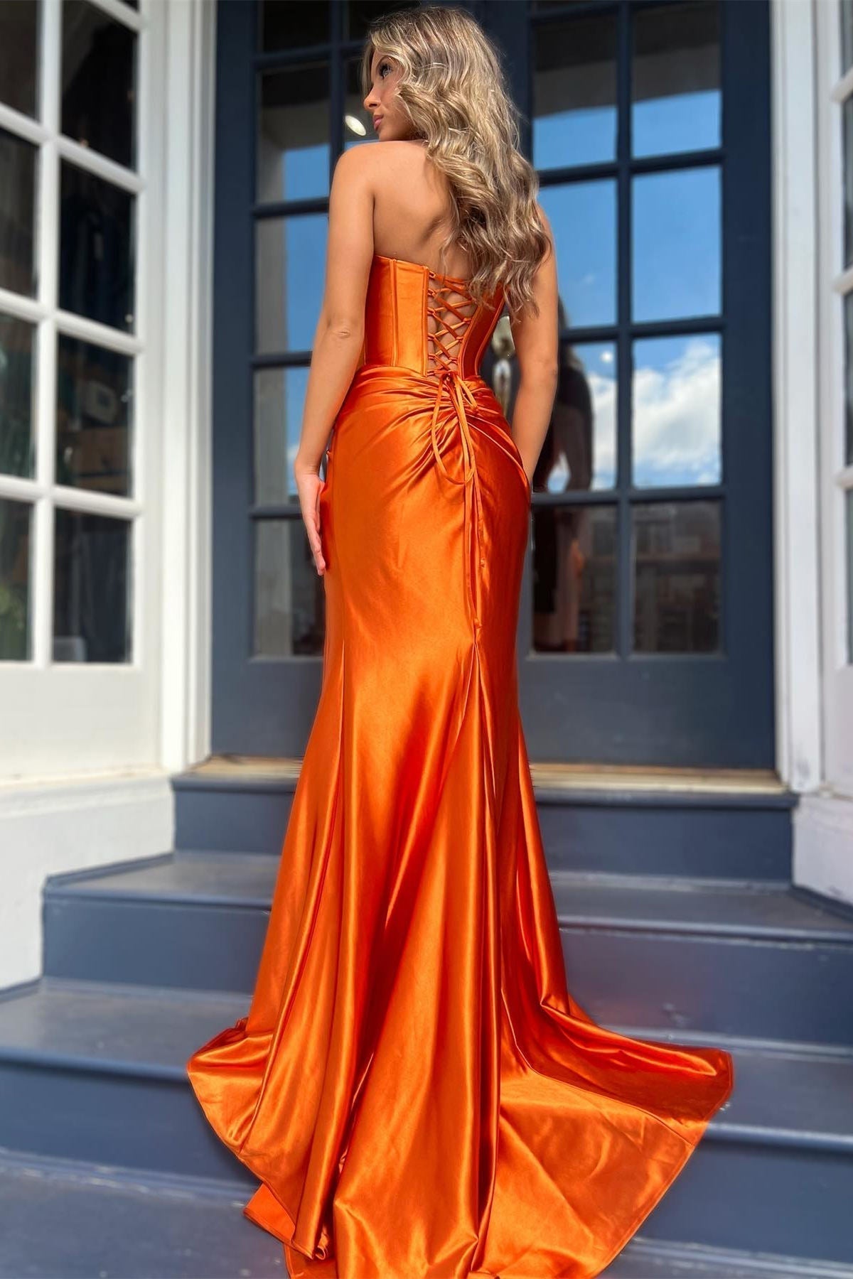 Leslie | Red Strapless Twist-Front Mermaid Long Dress with Slit - Prom Dress - DYAVOR®