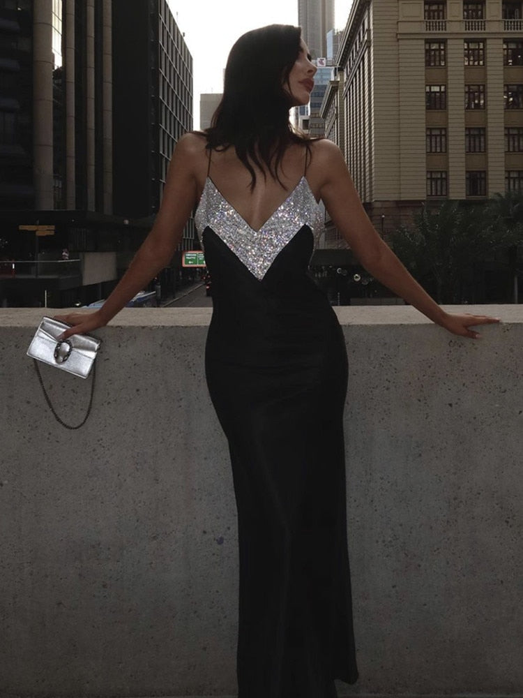 Black Fitted Maxi Dress with Straps - - DYAVOR®