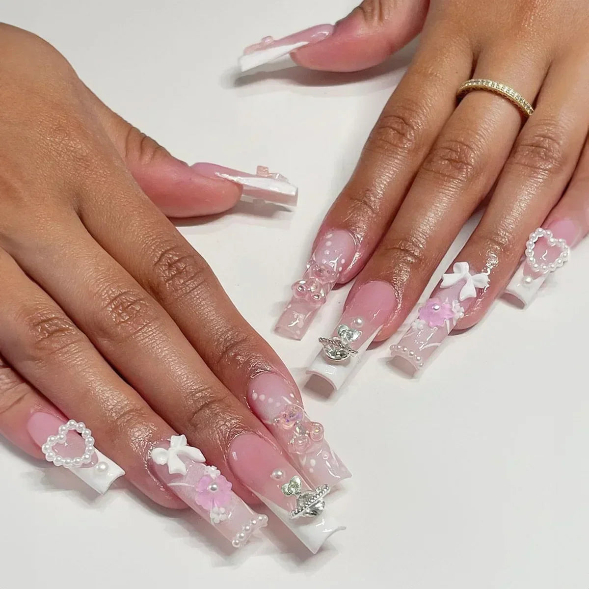 24Pcs Pink Bow Design False Nails Long Ballet Press on Nails with Pearl Wearable Coffin Fake Nails French Square Finger Nail