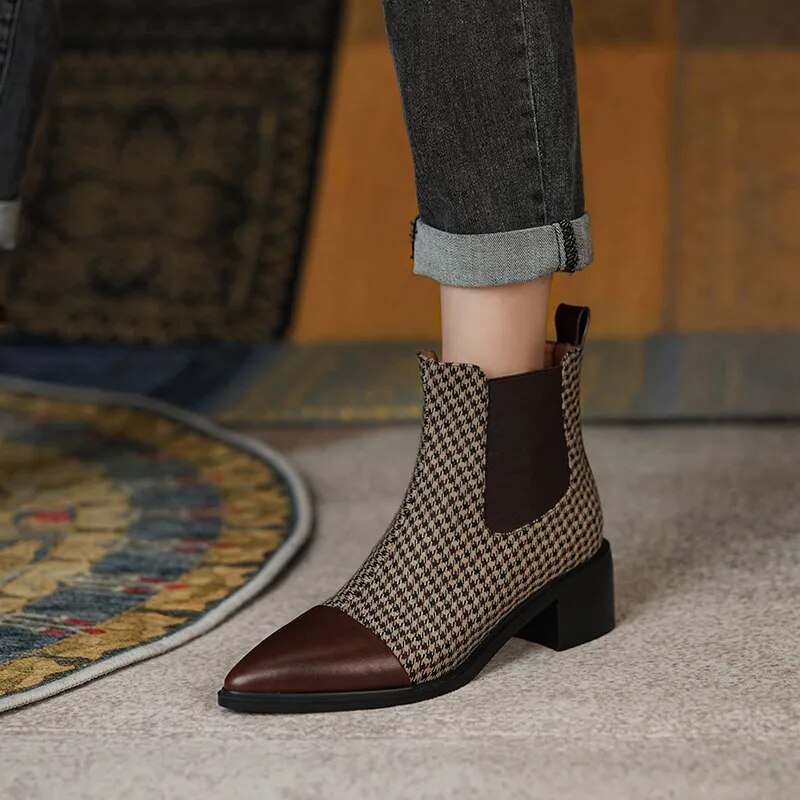 'Astella' Boots - - DYAVOR®