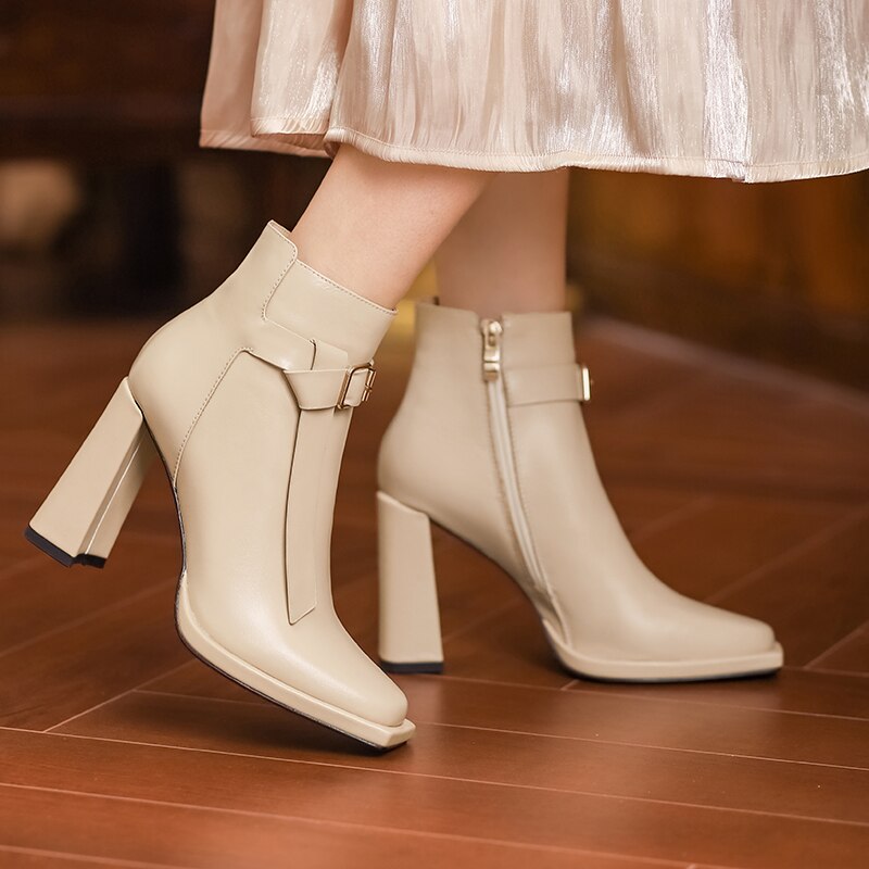 'Refida' Boots - - DYAVOR®
