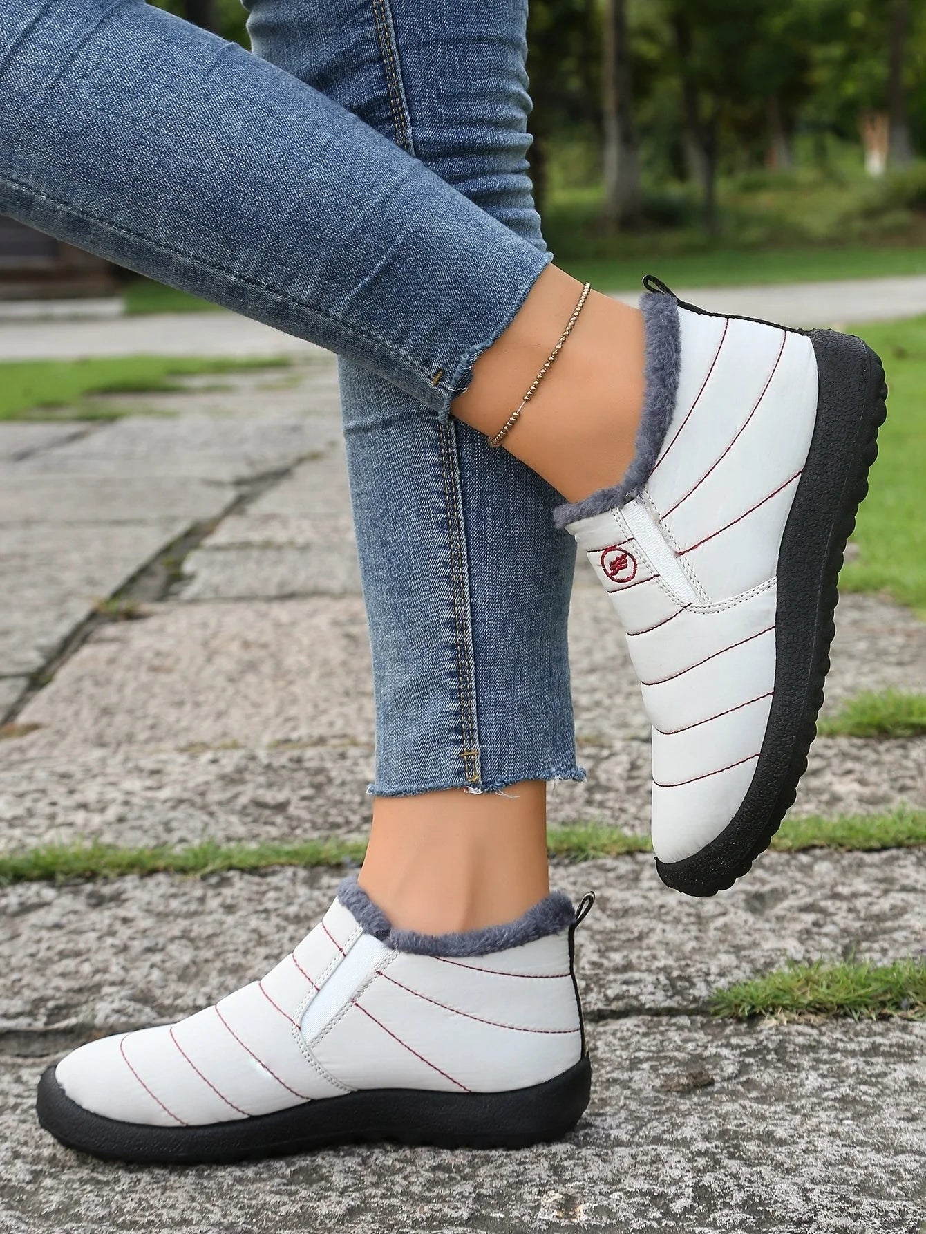 Fur Lined Ankle Boots Women Winter Warm Waterproof Slip-On Short Shoes