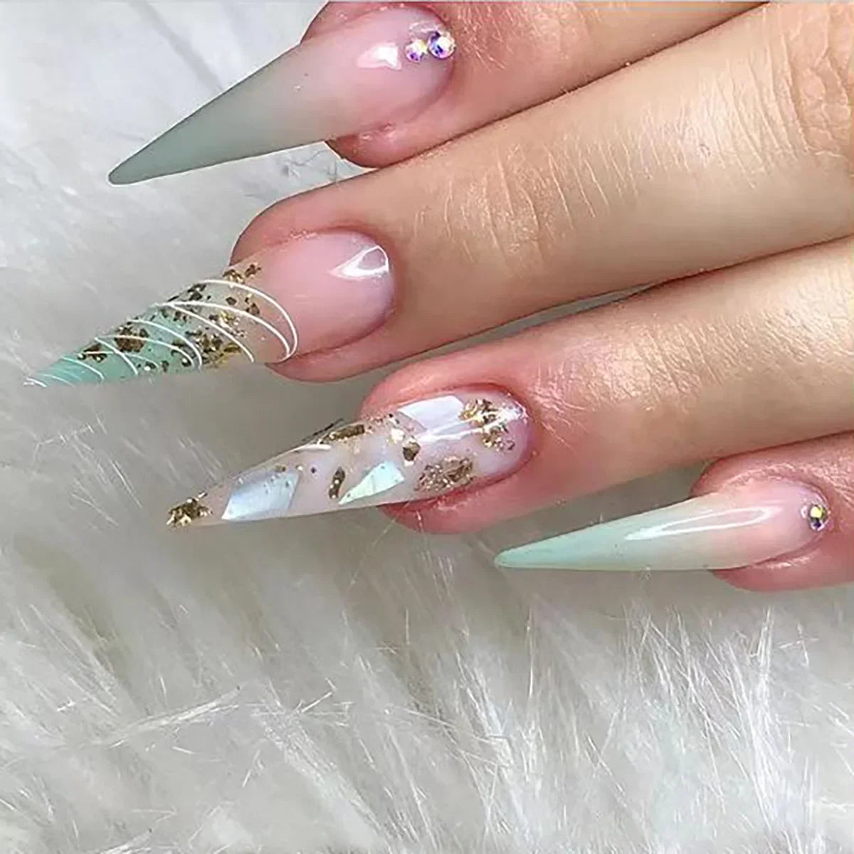 24Pcs Extra Long Stiletto False Nails Pointy French Fake Nails Glitter Detachable Almond Press on Nails Full Cover Nail Tips - - DYAVOR®