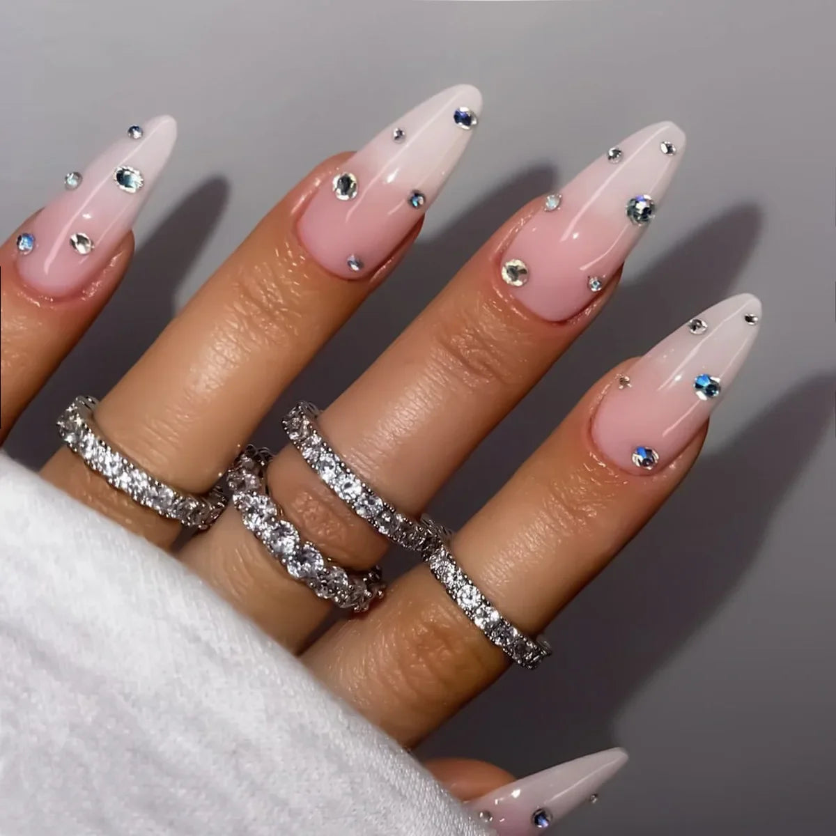 24Pcs Extra Long Stiletto False Nails Pointy French Fake Nails Glitter Detachable Almond Press on Nails Full Cover Nail Tips - - DYAVOR®