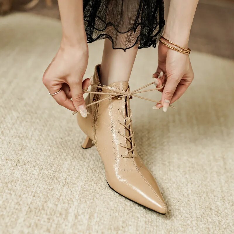 'Mona' Boots - - DYAVOR®