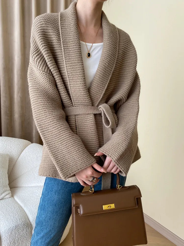 'Sofa' Cardigan - - DYAVOR®