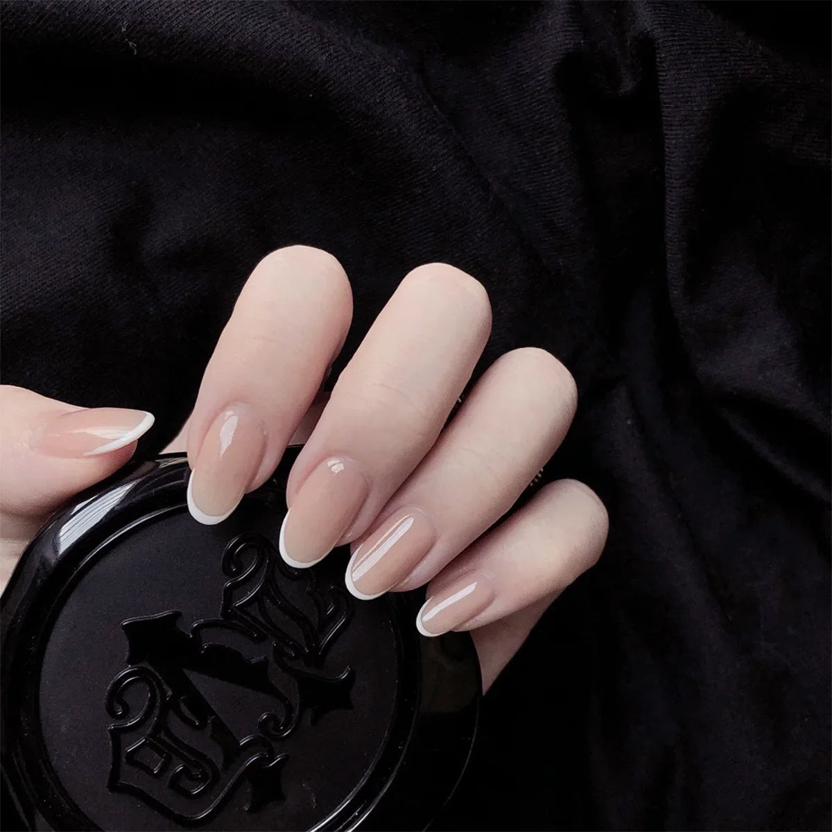 24Pcs/Set Almond Gradient Press On Nail Art Wearable Fake Nails Pointed Simple Ballet Coffin Reusable False Nails Tips Finished