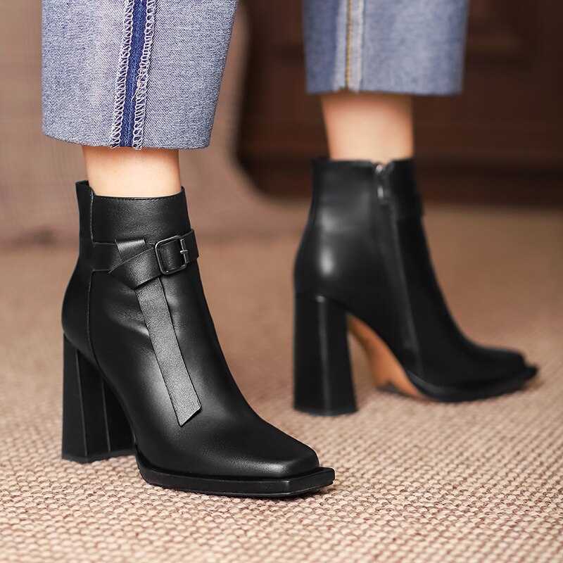 'Refida' Boots - - DYAVOR®