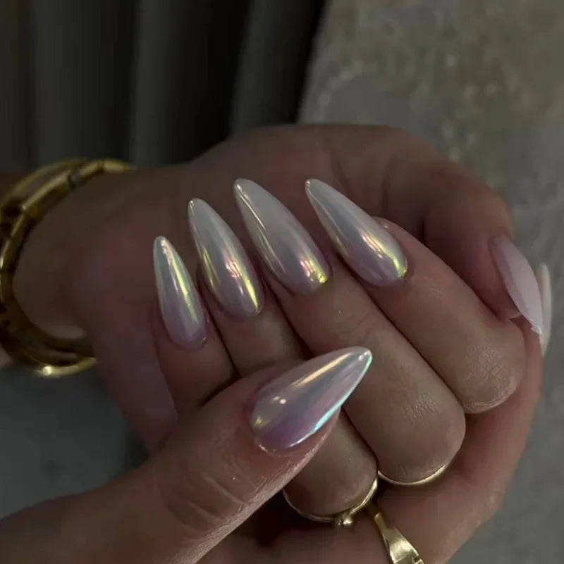 24pcs Small Almond Oval Decorated Cloud Milk Wearable Fake Nails Short Press On Nail Coffin Detachable French False Nails Tips