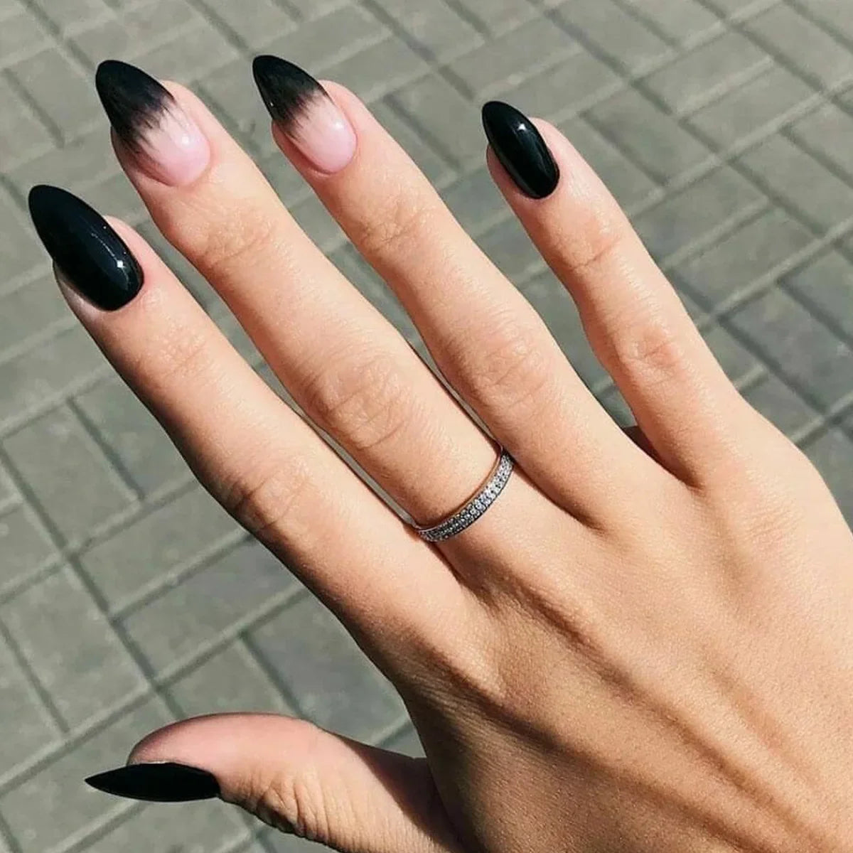 24Pcs/Set Almond Gradient Press On Nail Art Wearable Fake Nails Pointed Simple Ballet Coffin Reusable False Nails Tips Finished