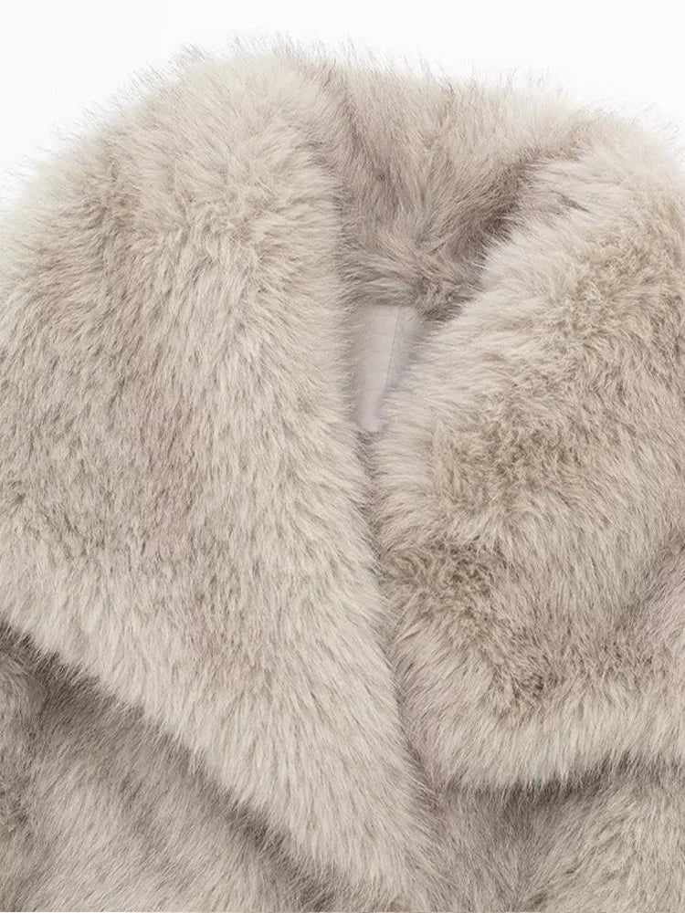 'Emmata' Coat - - DYAVOR®