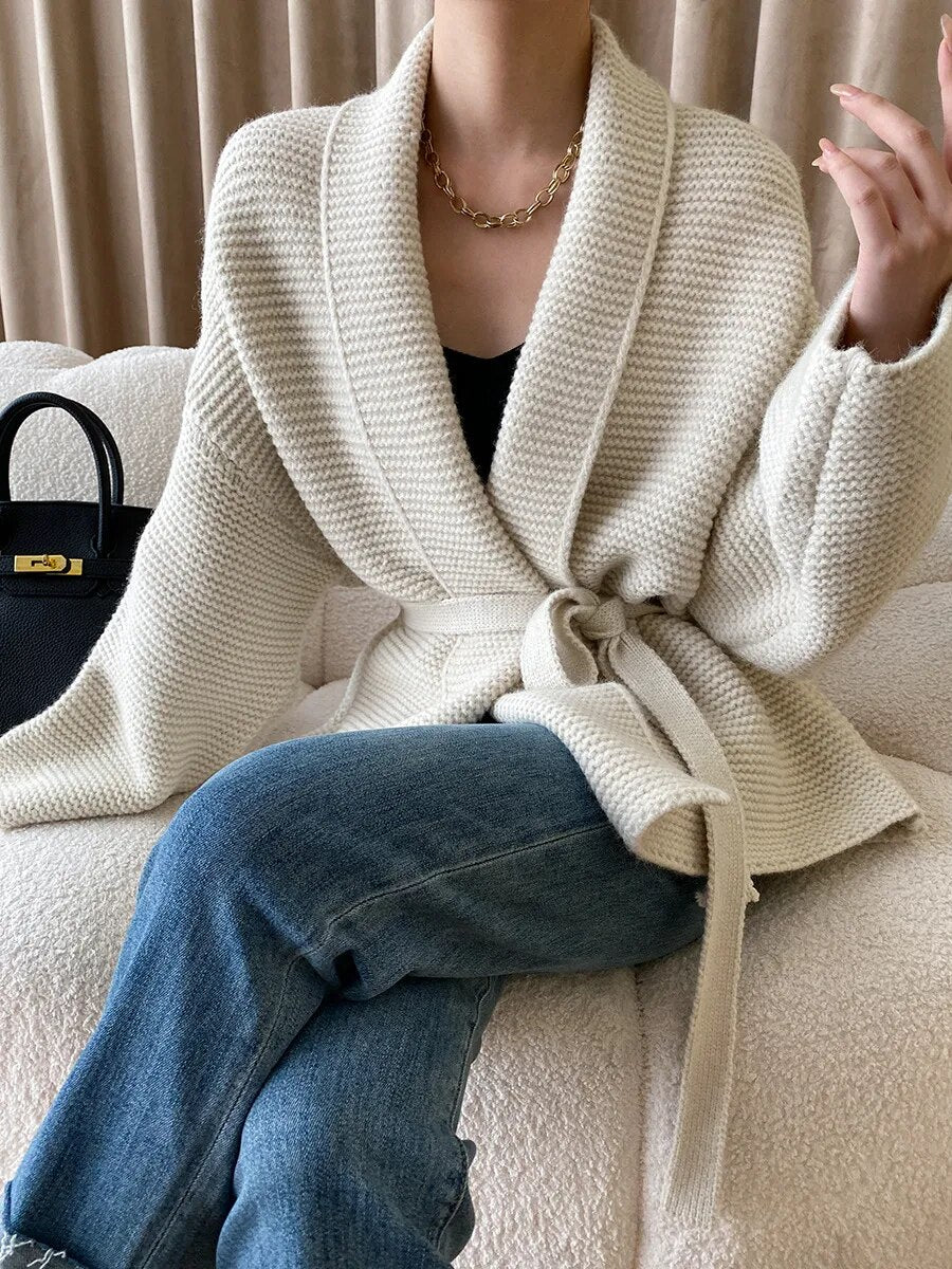 'Sofa' Cardigan - - DYAVOR®