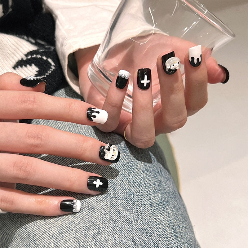 Sanrio Press On Nails - - DYAVOR®