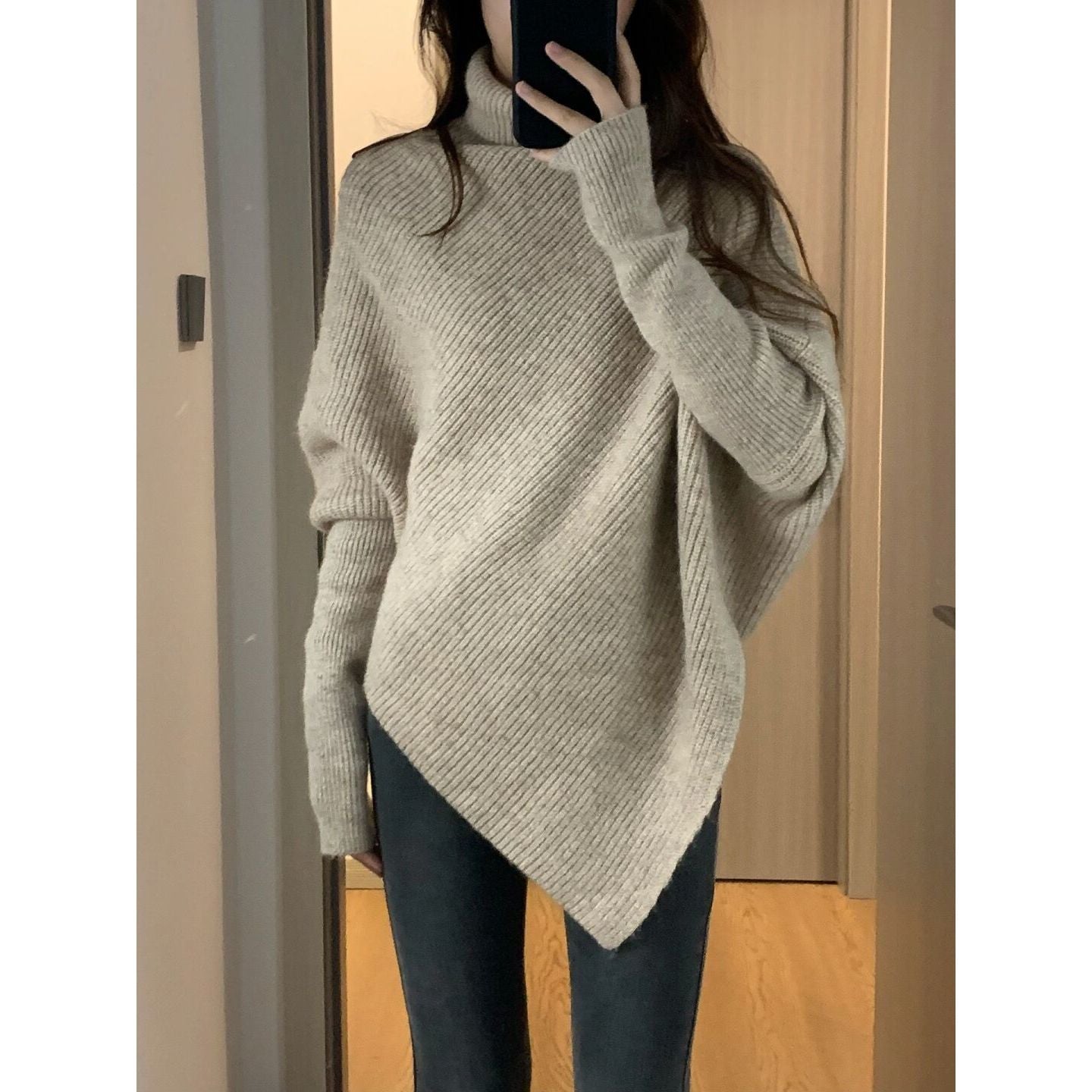'Headi' Sweater - - DYAVOR®