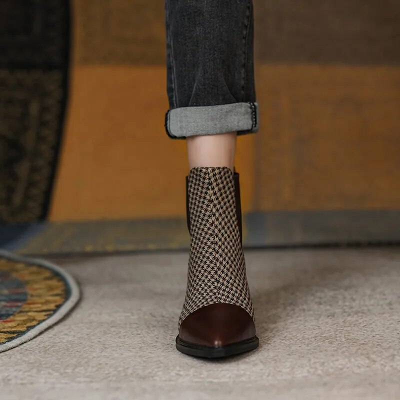 'Astella' Boots - - DYAVOR®