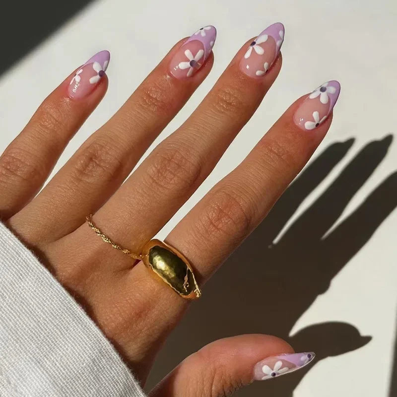 24pcs Small Almond Oval Decorated Cloud Milk Wearable Fake Nails Short Press On Nail Coffin Detachable French False Nails Tips - - DYAVOR®