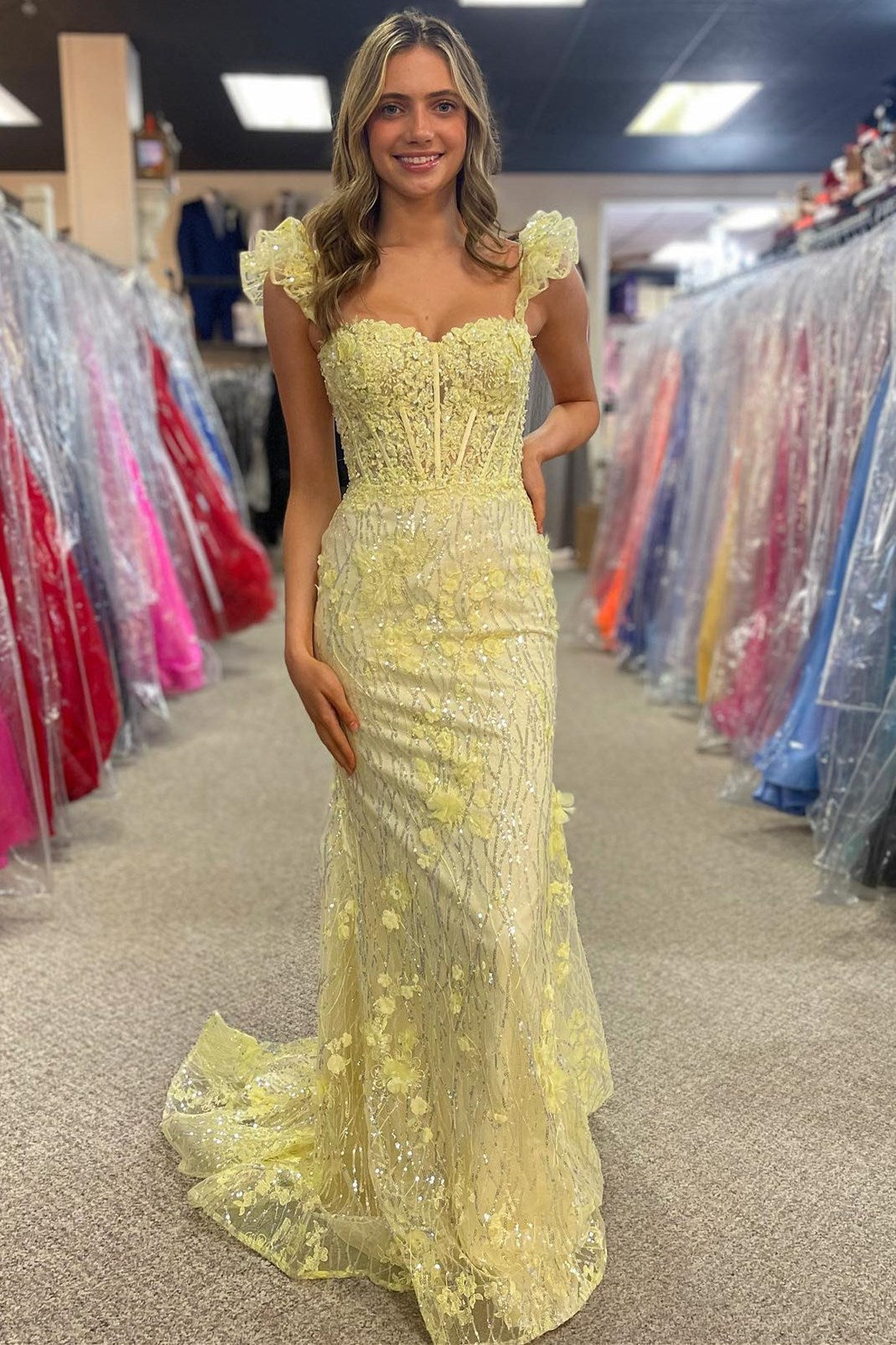 Liv | Red Appliques Sweetheart Flutter Sleeve Mermaid Long Prom Dress - Prom Dresses - DYAVOR®