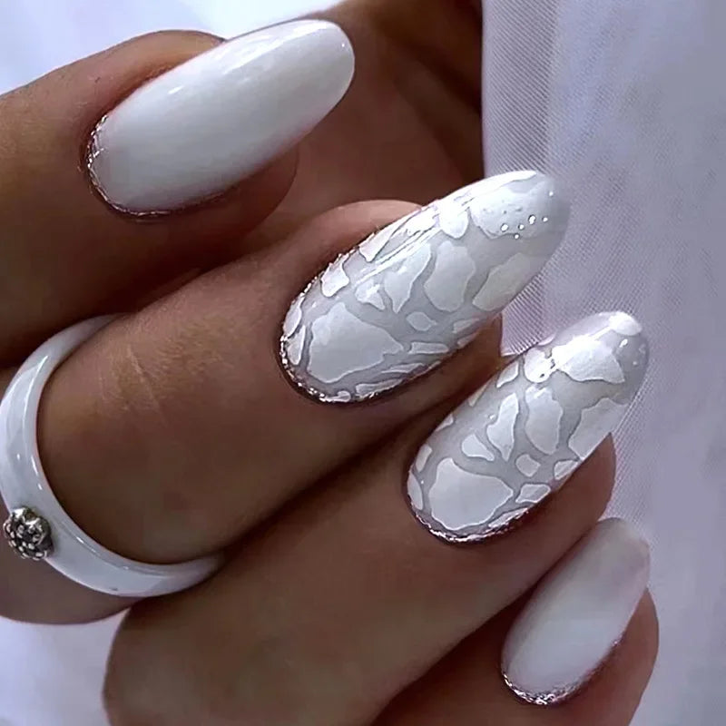 24pcs Small Almond Oval Decorated Cloud Milk Wearable Fake Nails Short Press On Nail Coffin Detachable French False Nails Tips - - DYAVOR®