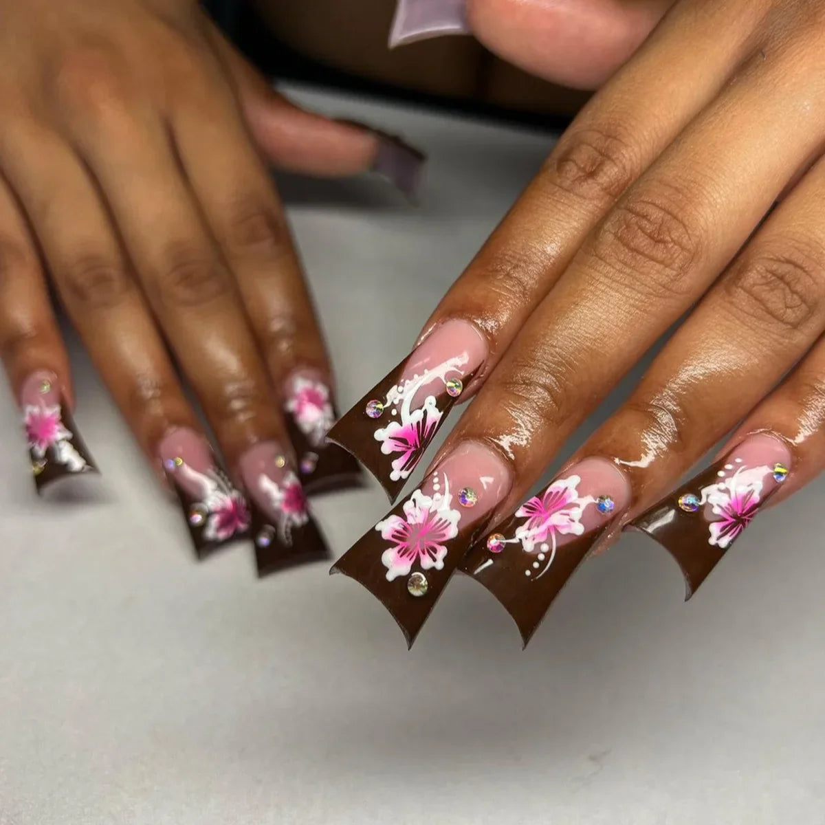 24Pcs Pink Bow Design False Nails Long Ballet Press on Nails with Pearl Wearable Coffin Fake Nails French Square Finger Nail